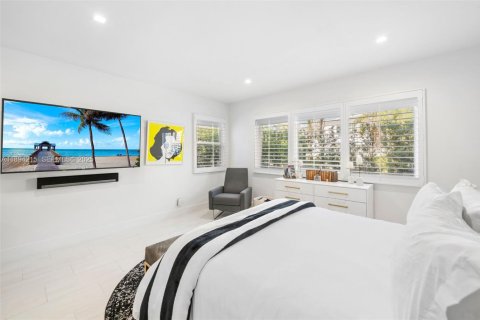 Propiedad comercial en venta en Miami Beach, Florida, 510.96 m2 № 2055050 - foto 7