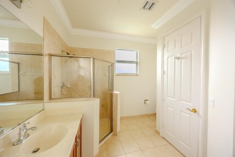 Villa ou maison à louer à Port St. Lucie, Floride: 3 chambres, 219.81 m2 № 2179361 - photo 11
