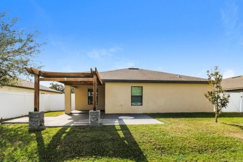 Villa ou maison à louer à Brooksville, Floride: 5 chambres, 184.5 m2 № 2420455 - photo 16