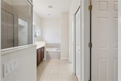Villa ou maison à vendre à Mount Dora, Floride: 4 chambres, 172.98 m2 № 2406974 - photo 25