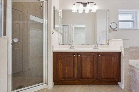 Villa ou maison à vendre à Mount Dora, Floride: 4 chambres, 172.98 m2 № 2406974 - photo 27