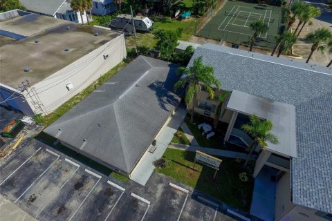 Commercial property in Cocoa, Florida 8 bedrooms, 506.32 sq.m. № 1552108 - photo 3