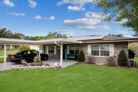 Villa ou maison à Auburndale, Floride 3 chambres, 137.96 m2 № 2144099