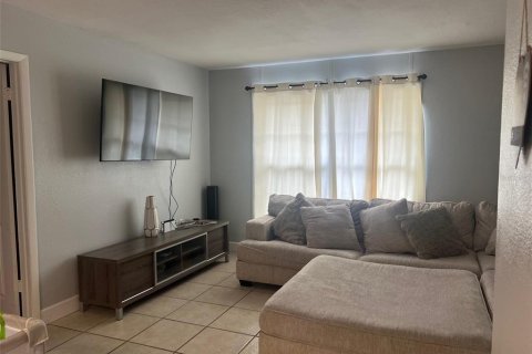 Casa en venta en Ocala, Florida, 3 dormitorios, 133.04 m2 № 1615535 - foto 4