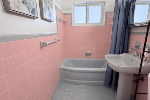 Villa ou maison à louer à Hialeah, Floride: 4 chambres, 147.25 m2 № 2084580 - photo 14