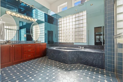 Villa ou maison à vendre à Pembroke Pines, Floride: 4 chambres, 356.56 m2 № 1980699 - photo 28