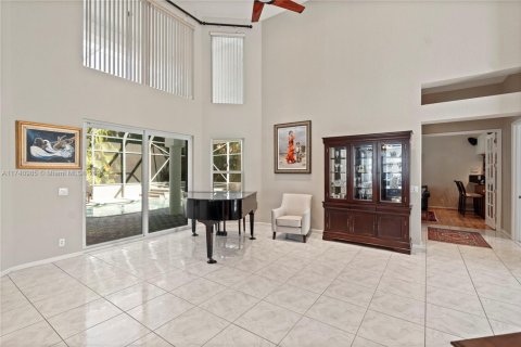 Villa ou maison à vendre à Pembroke Pines, Floride: 4 chambres, 356.56 m2 № 1980699 - photo 6