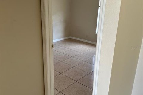 House in Kissimmee, Florida 3 bedrooms, 112.32 sq.m. № 2142216 - photo 13