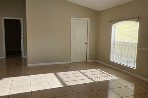 House in Kissimmee, Florida 3 bedrooms, 112.32 sq.m. № 2142216 - photo 7