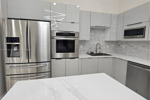 Купить виллу или дом в Палм-Бич-Гарденс, Флорида 4 спальни, № 1954485 - фото 9