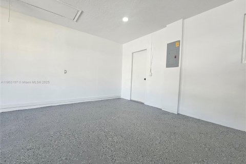 Купить виллу или дом в Палм-Бич-Гарденс, Флорида 4 спальни, № 1954485 - фото 29