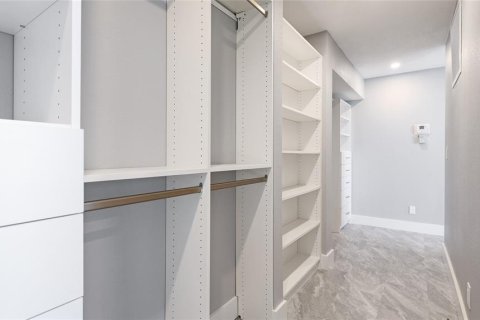 Condominio en alquiler en Sarasota, Florida, 3 dormitorios, 176.33 m2 № 1831217 - foto 13