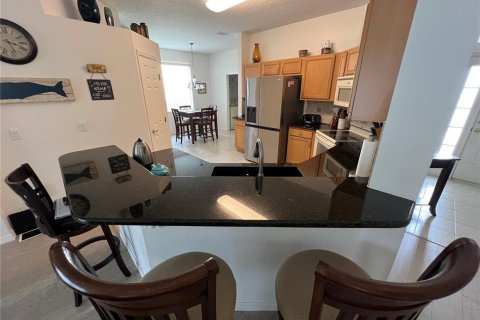Villa ou maison à vendre à Haines City, Floride: 4 chambres, 181.72 m2 № 2098422 - photo 9