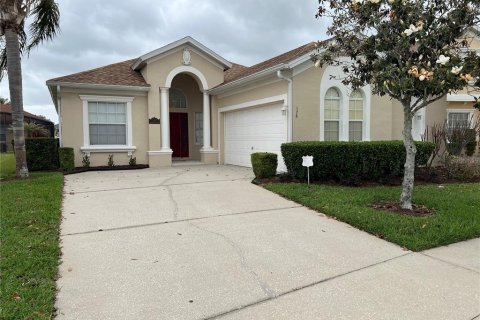 House in Haines City, Florida 4 bedrooms, 181.72 sq.m. № 2098422