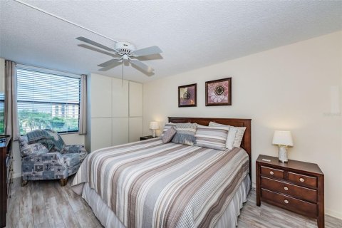 Copropriété à louer à Saint Petersburg, Floride: 2 chambres, 95.69 m2 № 1032601 - photo 11