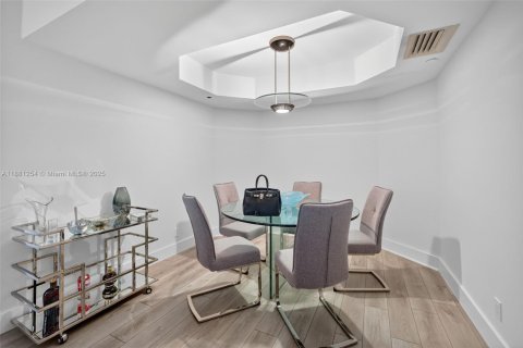 Copropriété à vendre à Aventura, Floride: 3 chambres, 130.62 m2 № 1932507 - photo 9