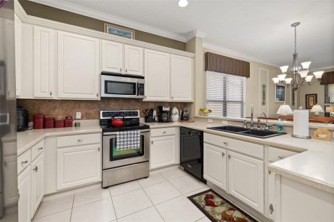 Casa en venta en Kissimmee, Florida, 2 dormitorios, 171.87 m2 № 2232327 - foto 18
