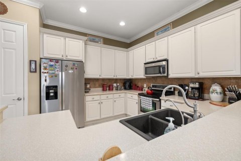 Casa en venta en Kissimmee, Florida, 2 dormitorios, 171.87 m2 № 2232327 - foto 19