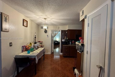 Купить кондоминиум в Норт-Лодердейл, Флорида 3 спальни, 106.84м2, № 2057818 - фото 8