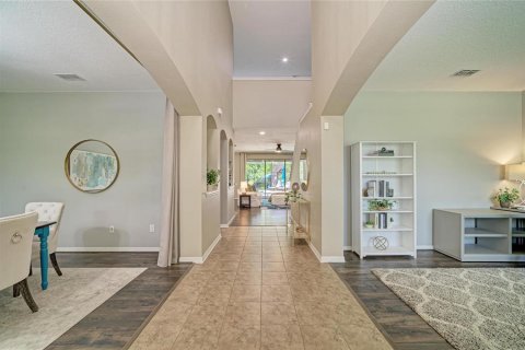 Villa ou maison à vendre à Bradenton, Floride: 7 chambres, 453.36 m2 № 2237873 - photo 6