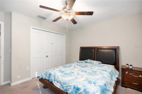 House in Ruskin, Florida 5 bedrooms, 224.36 sq.m. № 1735246 - photo 18