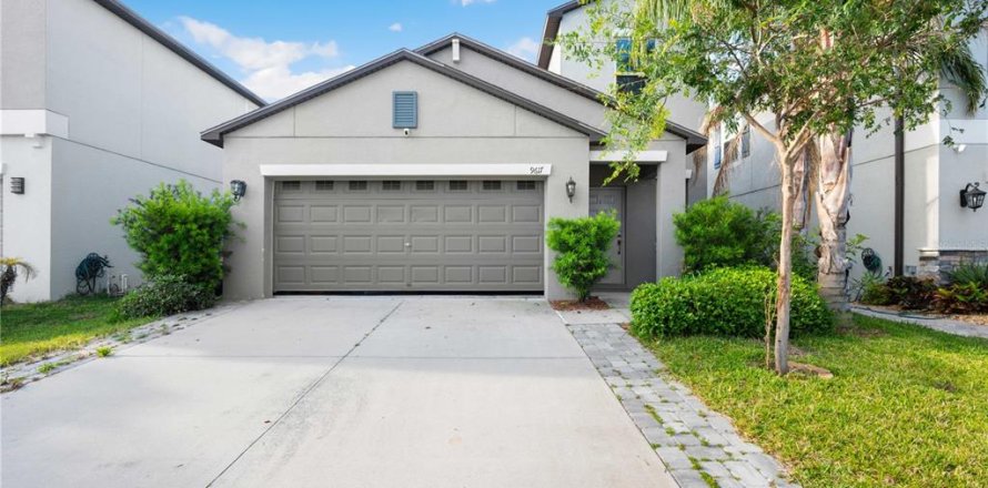 House in Ruskin, Florida 5 bedrooms, 224.36 sq.m. № 1735246