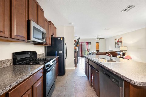 House in Ruskin, Florida 5 bedrooms, 224.36 sq.m. № 1735246 - photo 5