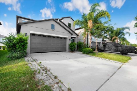 House in Ruskin, Florida 5 bedrooms, 224.36 sq.m. № 1735246 - photo 2