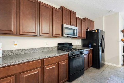 House in Ruskin, Florida 5 bedrooms, 224.36 sq.m. № 1735246 - photo 6