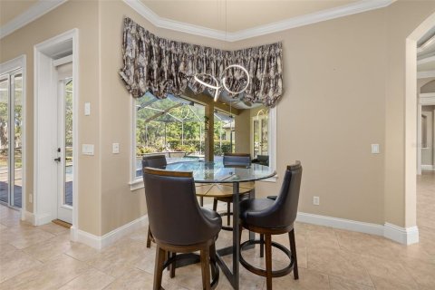 House in Lakeland, Florida 4 bedrooms, 294.04 sq.m. № 2112259 - photo 30