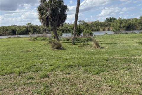 Condo in Punta Gorda, Florida, 2 bedrooms № 2094870 - photo 20