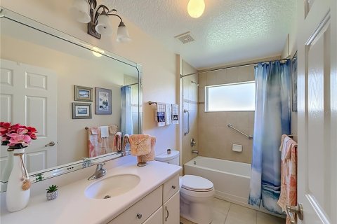 House in Leesburg, Florida 3 bedrooms, 150.59 sq.m. № 2400381 - photo 22