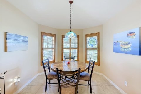 House in Leesburg, Florida 3 bedrooms, 150.59 sq.m. № 2400381 - photo 8