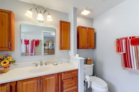 House in Leesburg, Florida 3 bedrooms, 150.59 sq.m. № 2400381 - photo 18