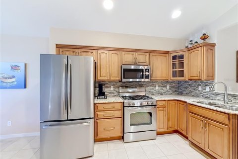 House in Leesburg, Florida 3 bedrooms, 150.59 sq.m. № 2400381 - photo 5