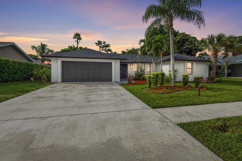 House in Royal Palm Beach, Florida 3 bedrooms, 131.83 sq.m. № 2399889