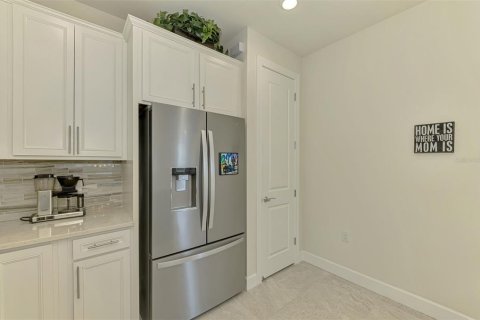 House in Sarasota, Florida 2 bedrooms, 143.81 sq.m. № 1898924 - photo 14