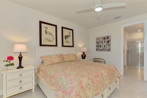 House in Sarasota, Florida 2 bedrooms, 143.81 sq.m. № 1898924 - photo 23