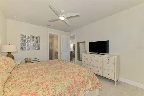 House in Sarasota, Florida 2 bedrooms, 143.81 sq.m. № 1898924 - photo 24