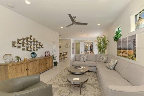 House in Sarasota, Florida 2 bedrooms, 143.81 sq.m. № 1898924 - photo 20