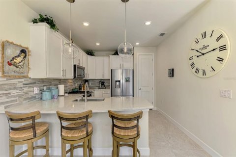 House in Sarasota, Florida 2 bedrooms, 143.81 sq.m. № 1898924 - photo 10