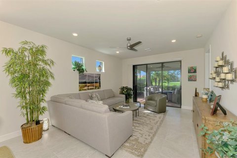 House in Sarasota, Florida 2 bedrooms, 143.81 sq.m. № 1898924 - photo 17
