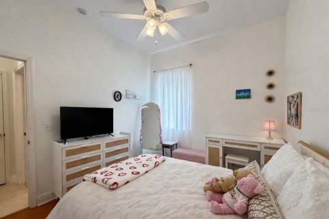 Villa ou maison à louer à Newberry, Floride: 4 chambres, 136.01 m2 № 2376705 - photo 10