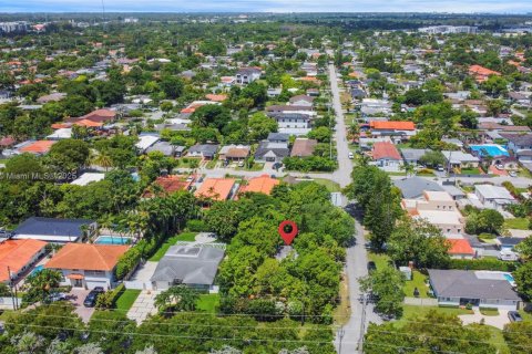 Terreno en venta en Miami, Florida № 1855128 - foto 5