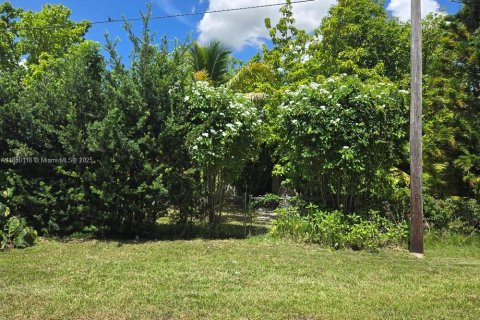 Terreno en venta en Miami, Florida № 1855128 - foto 11