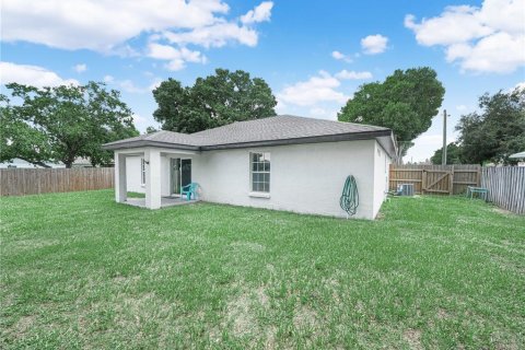Casa en venta en Winter Haven, Florida, 3 dormitorios, 108.14 m2 № 2230508 - foto 5