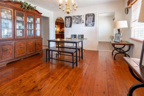 Villa ou maison à vendre à Tampa, Floride: 2 chambres, 118.17 m2 № 2339343 - photo 9