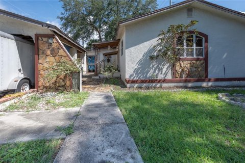 Villa ou maison à vendre à Tampa, Floride: 2 chambres, 118.17 m2 № 2339343 - photo 4