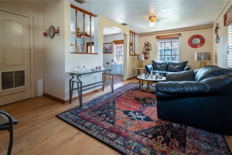 Villa ou maison à vendre à Tampa, Floride: 2 chambres, 118.17 m2 № 2339343 - photo 15