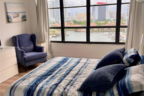 Copropriété à vendre à Hallandale Beach, Floride: 2 chambres, 130.06 m2 № 2001850 - photo 13